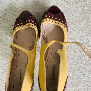 Miu Miu high peep toes sandals (patent leather).